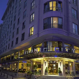 Hotel Titanic Taksim ****